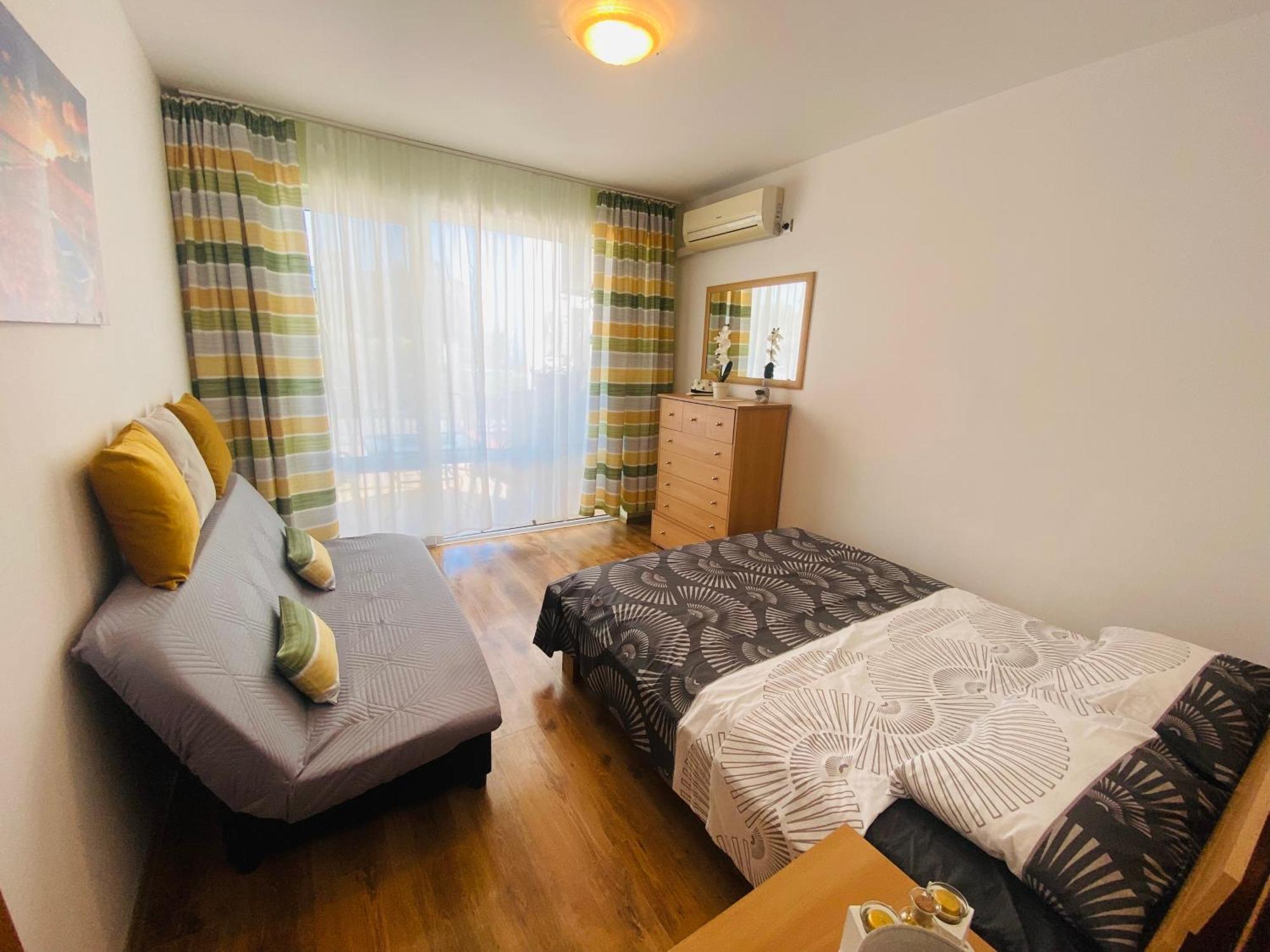 First Line On The Beach Cosy Sea Paradise Apartments Kavarna Buitenkant foto