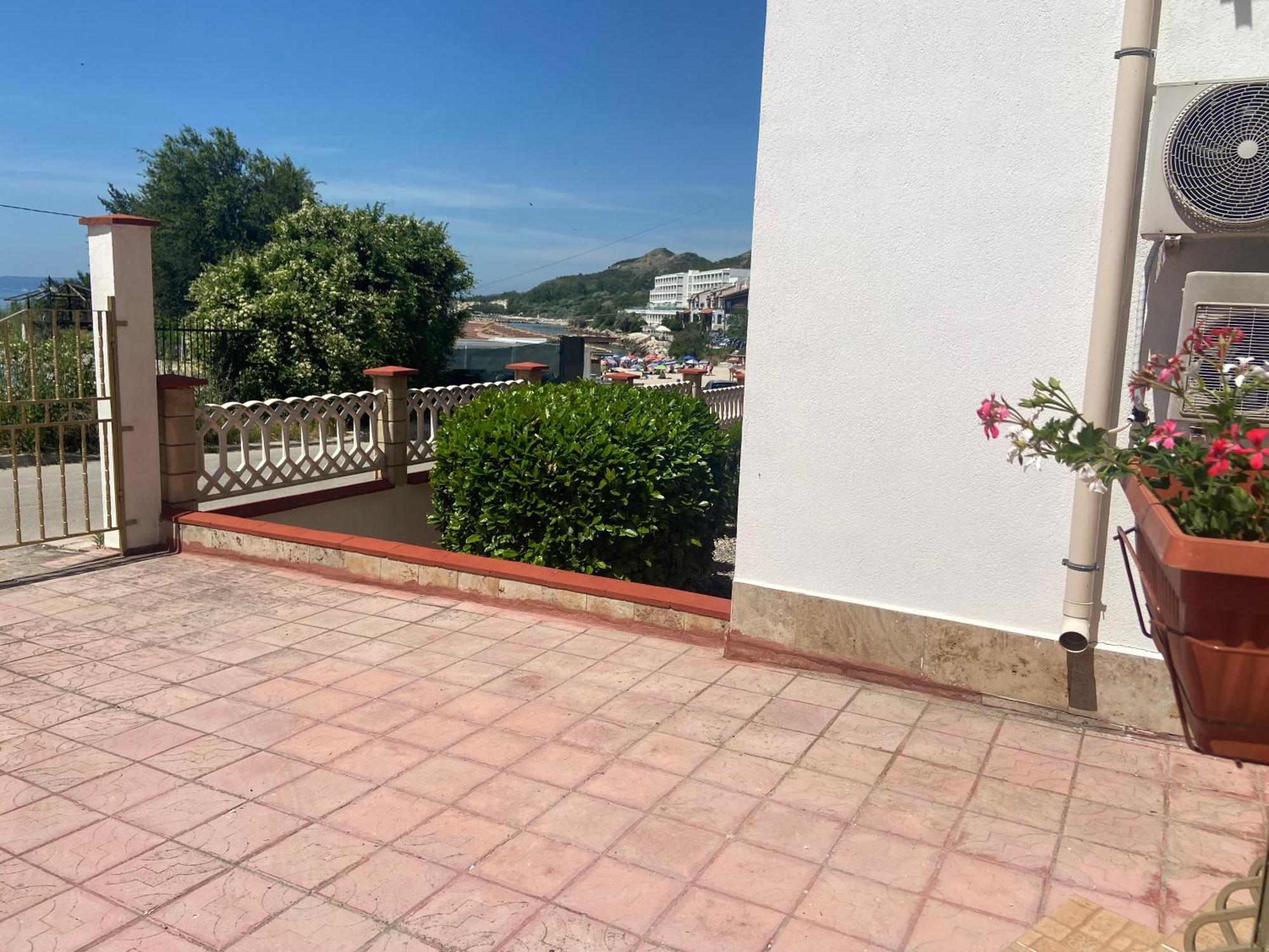 First Line On The Beach Cosy Sea Paradise Apartments Kavarna Buitenkant foto