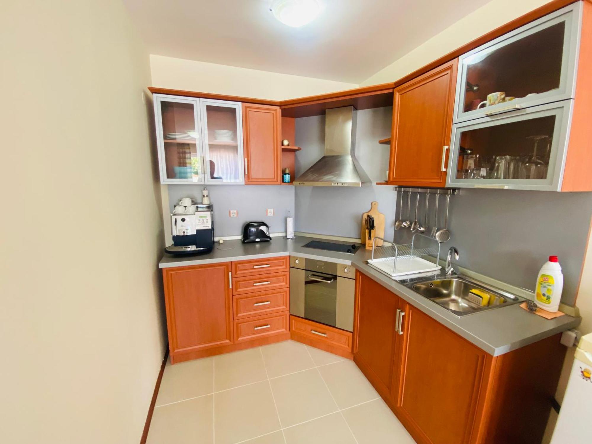First Line On The Beach Cosy Sea Paradise Apartments Kavarna Buitenkant foto