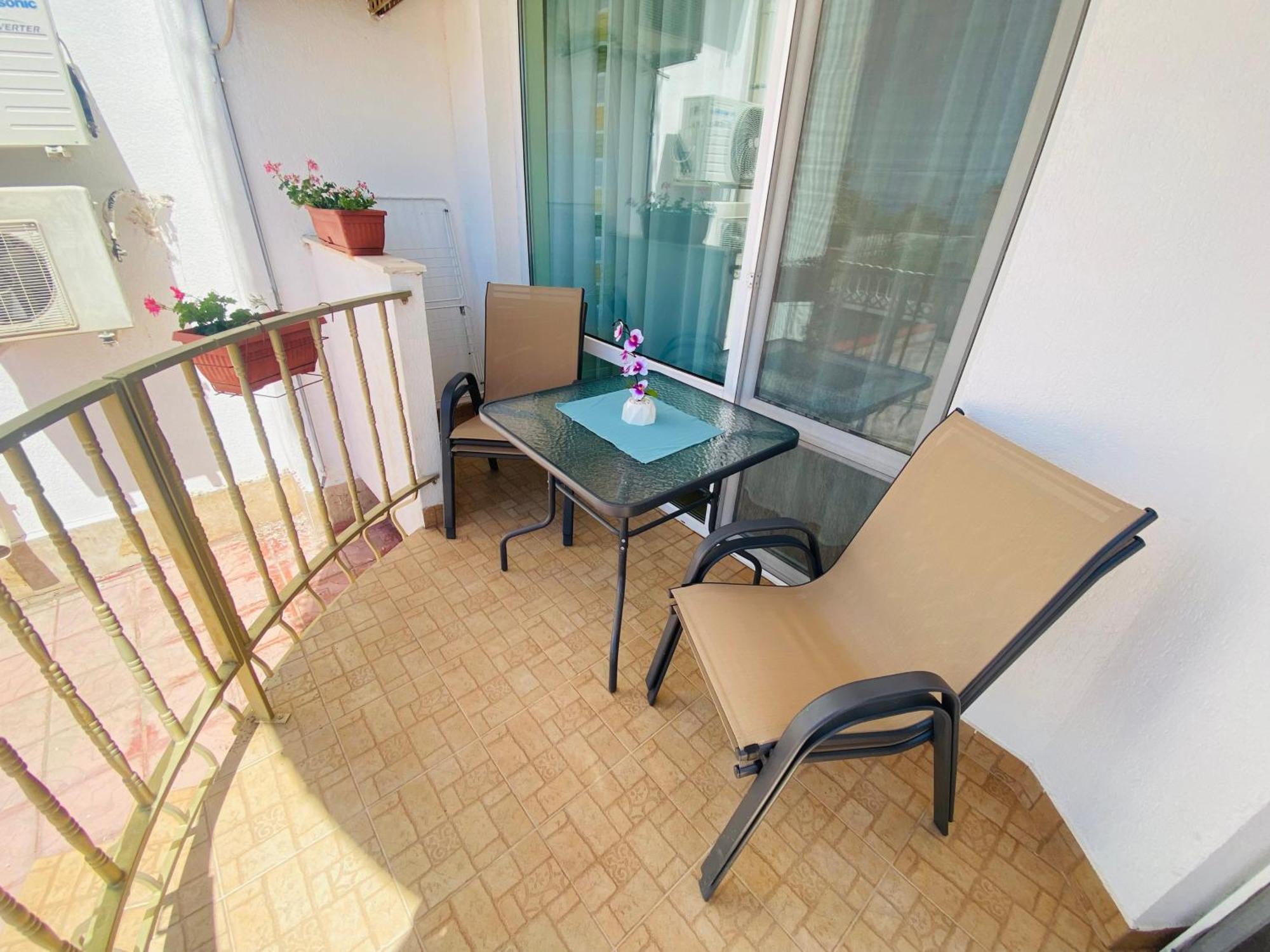 First Line On The Beach Cosy Sea Paradise Apartments Kavarna Buitenkant foto