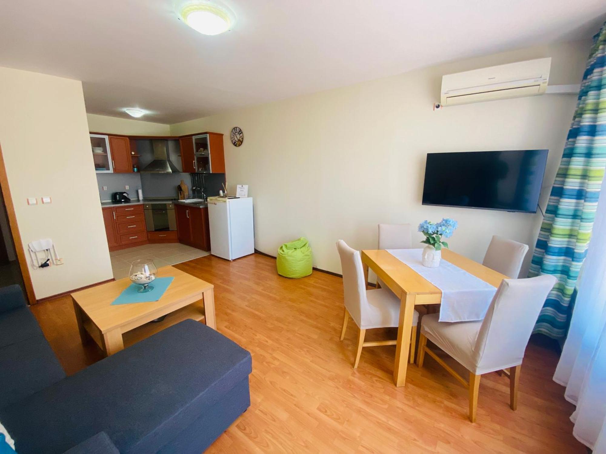 First Line On The Beach Cosy Sea Paradise Apartments Kavarna Buitenkant foto